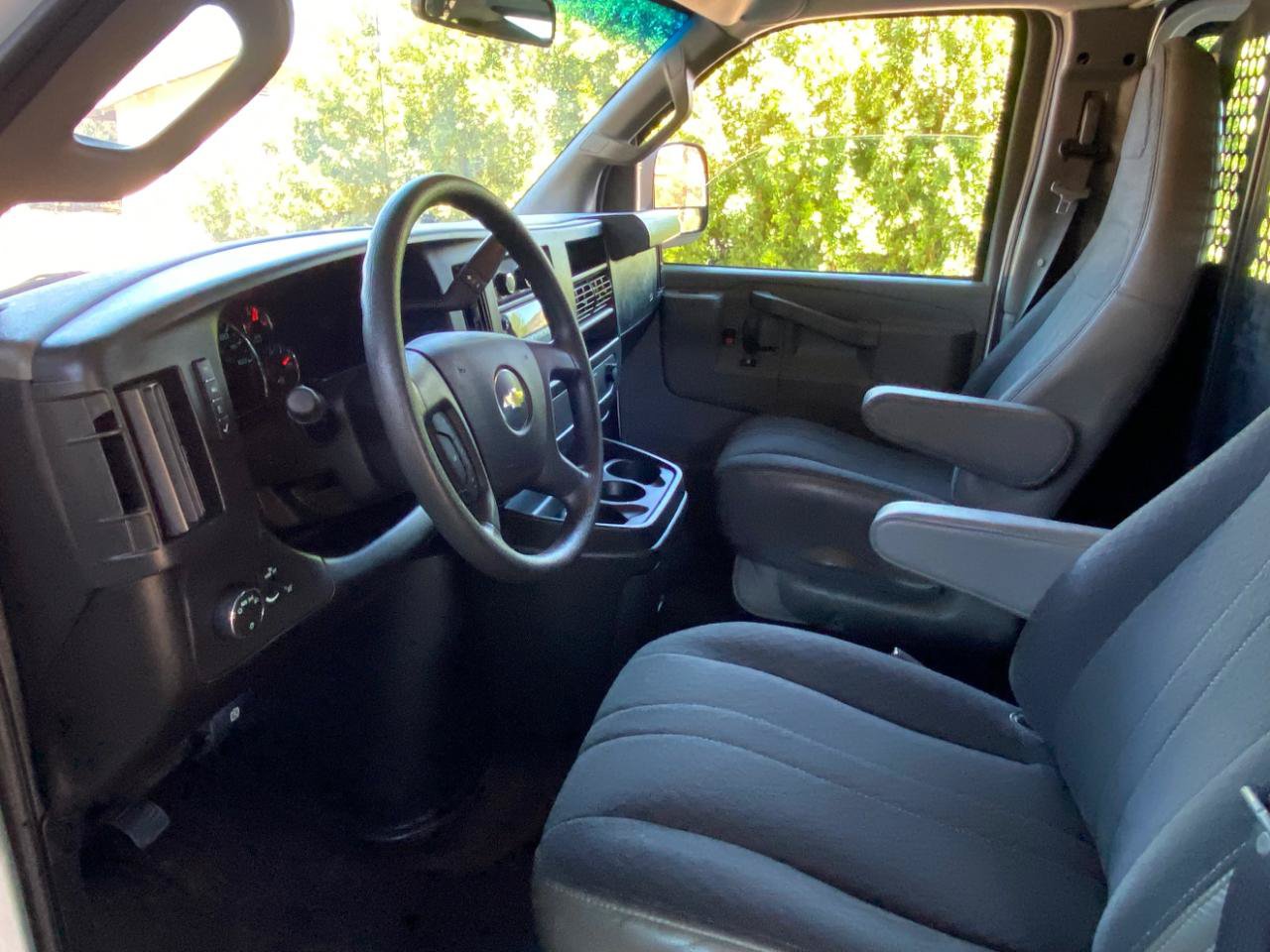 Used 2025 Chevrolet Express 2500 w/ Driver Convenience Package RWD image 29