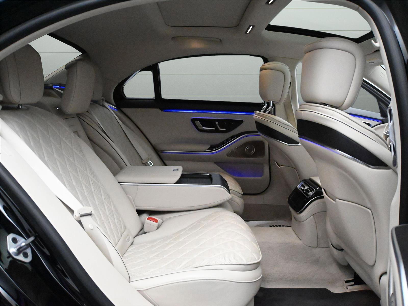 Used 2022 Mercedes-Benz S 580 S 580 image 25