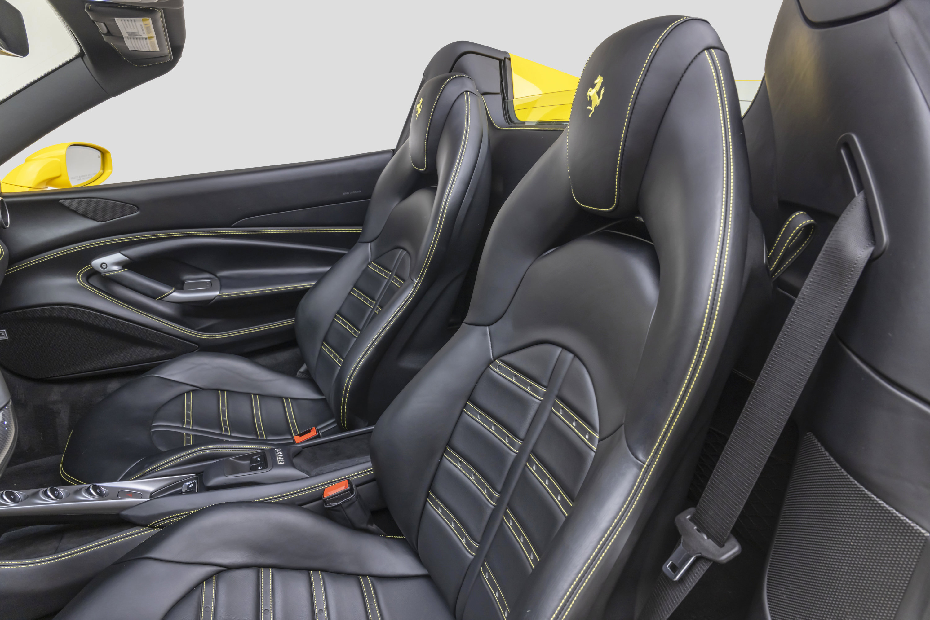 Certified 2022 Ferrari F8 Tributo RWD image 68