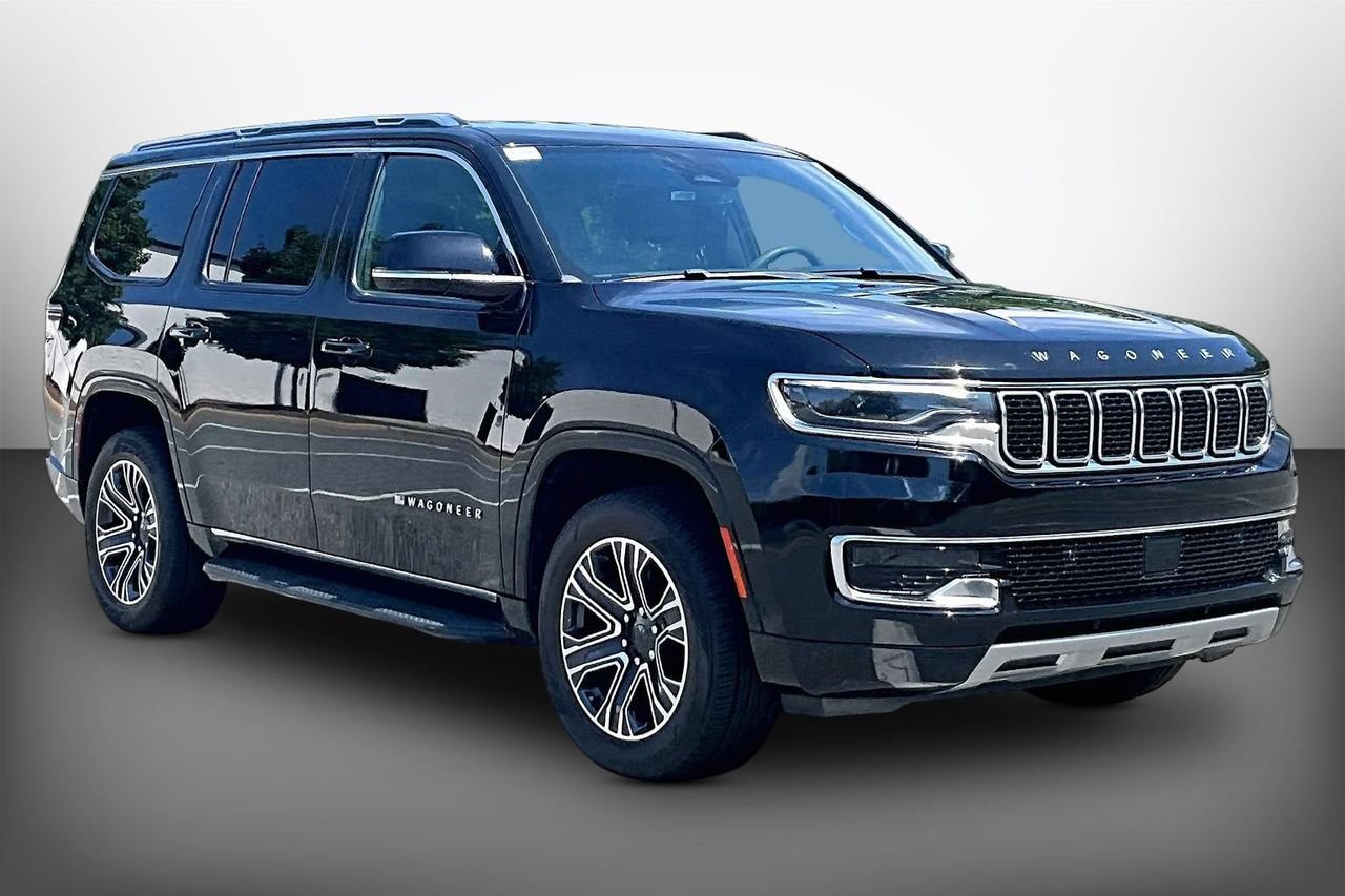 Certified 2024 Jeep Wagoneer Series II AWD/4WD image 2
