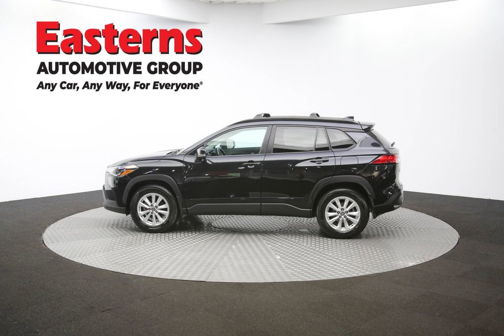 Used 2022 Toyota Corolla Cross LE image 57