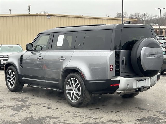 Used 2024 Land Rover Defender 130 S image 25