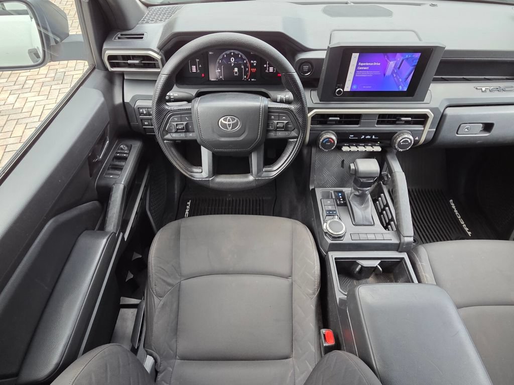 Certified 2024 Toyota Tacoma SR AWD/4WD image 6