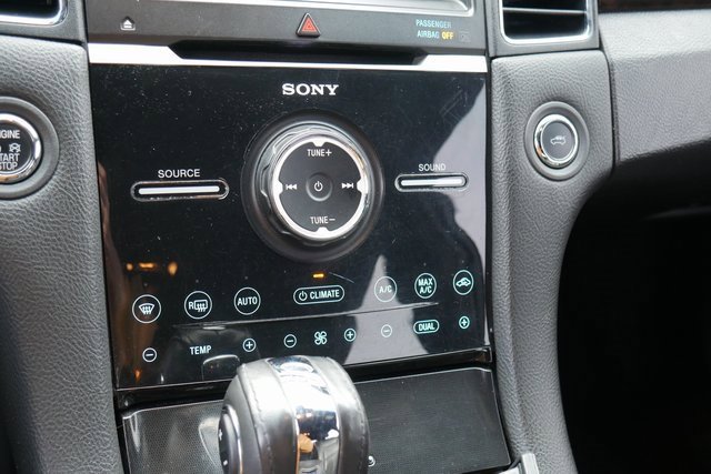 Used 2013 Ford Taurus Limited image 22