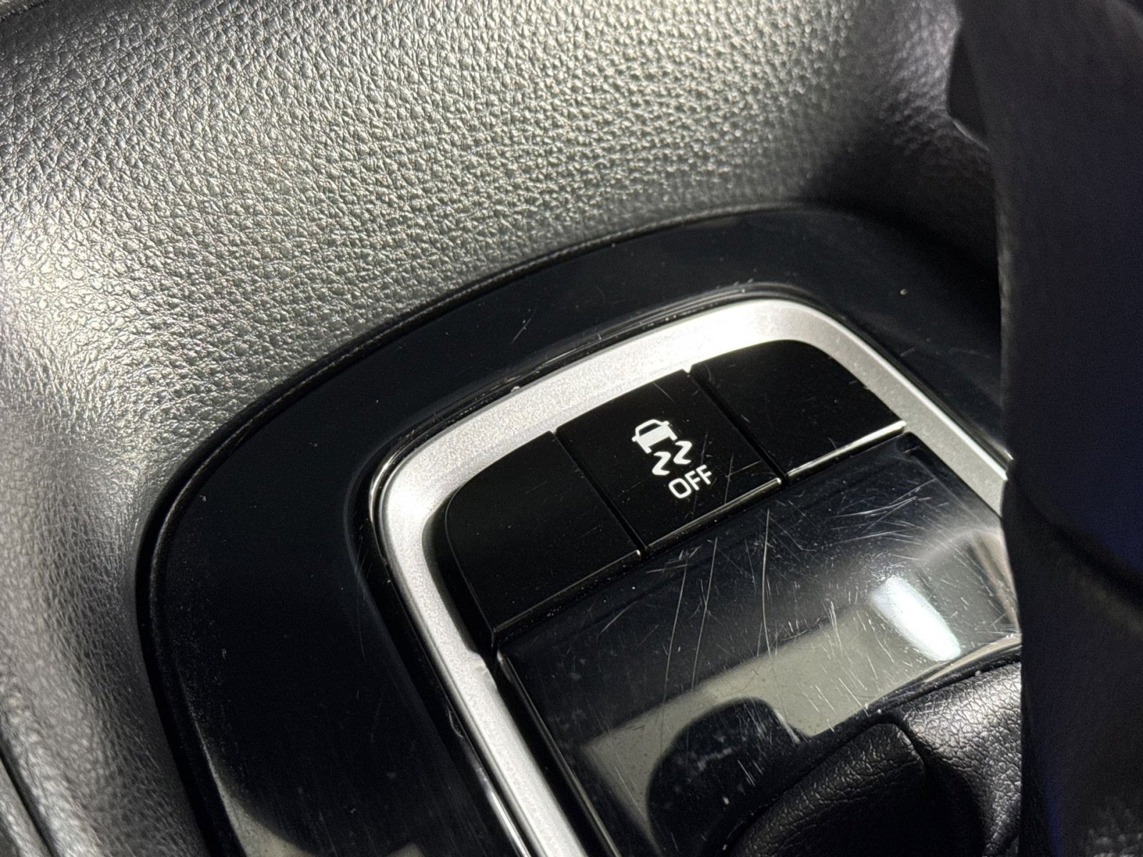 Used 2023 Toyota Corolla LE image 34