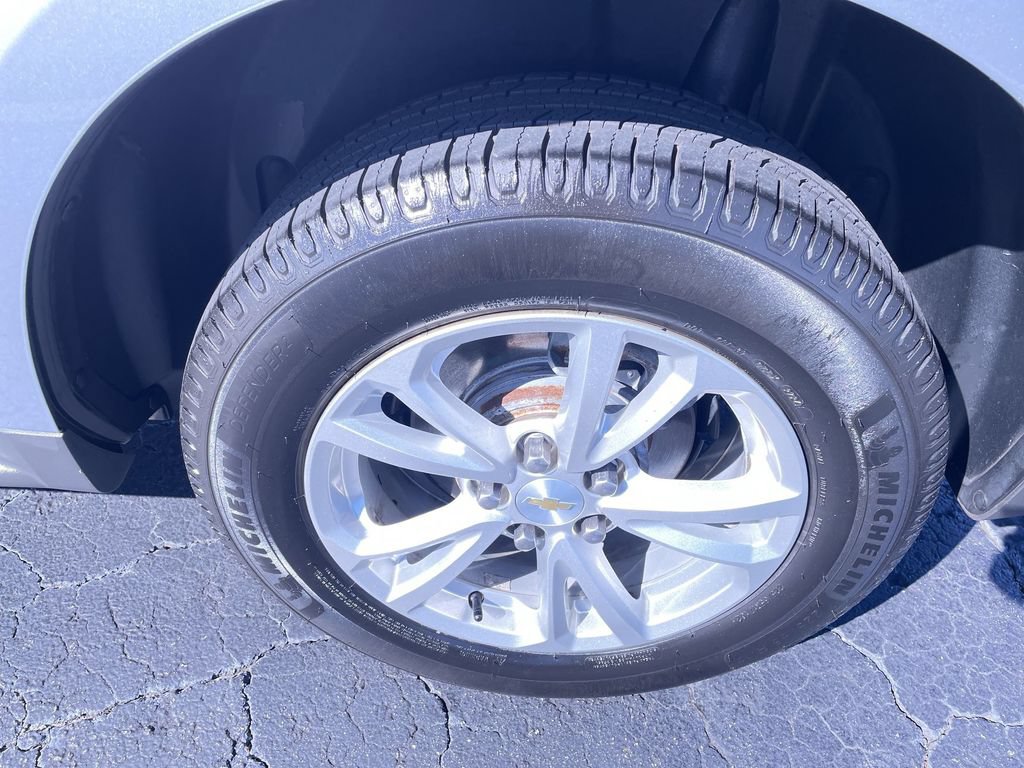 Certified 2016 Chevrolet Equinox LT w/ Convenience Package FWD image 32