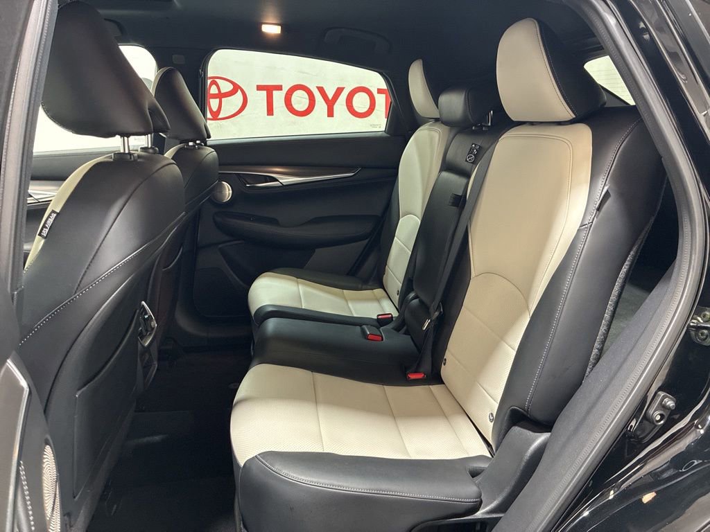 Used 2023 INFINITI QX55 Essential AWD/4WD image 18