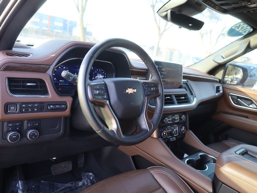Used 2023 Chevrolet Tahoe High Country AWD/4WD image 37
