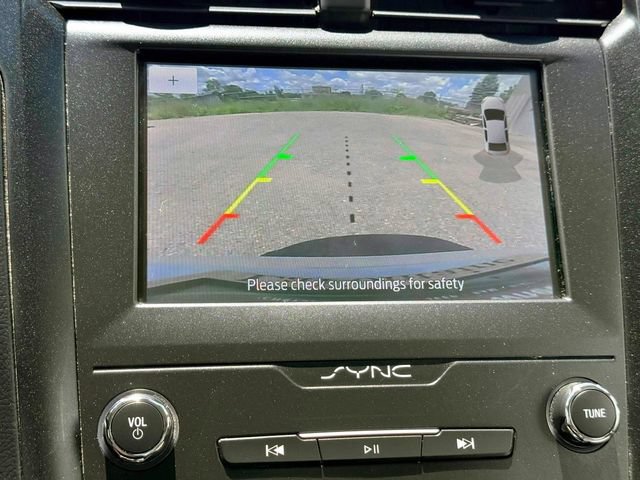 Used 2020 Ford Fusion SE w/ Equipment Group 151A FWD image 29