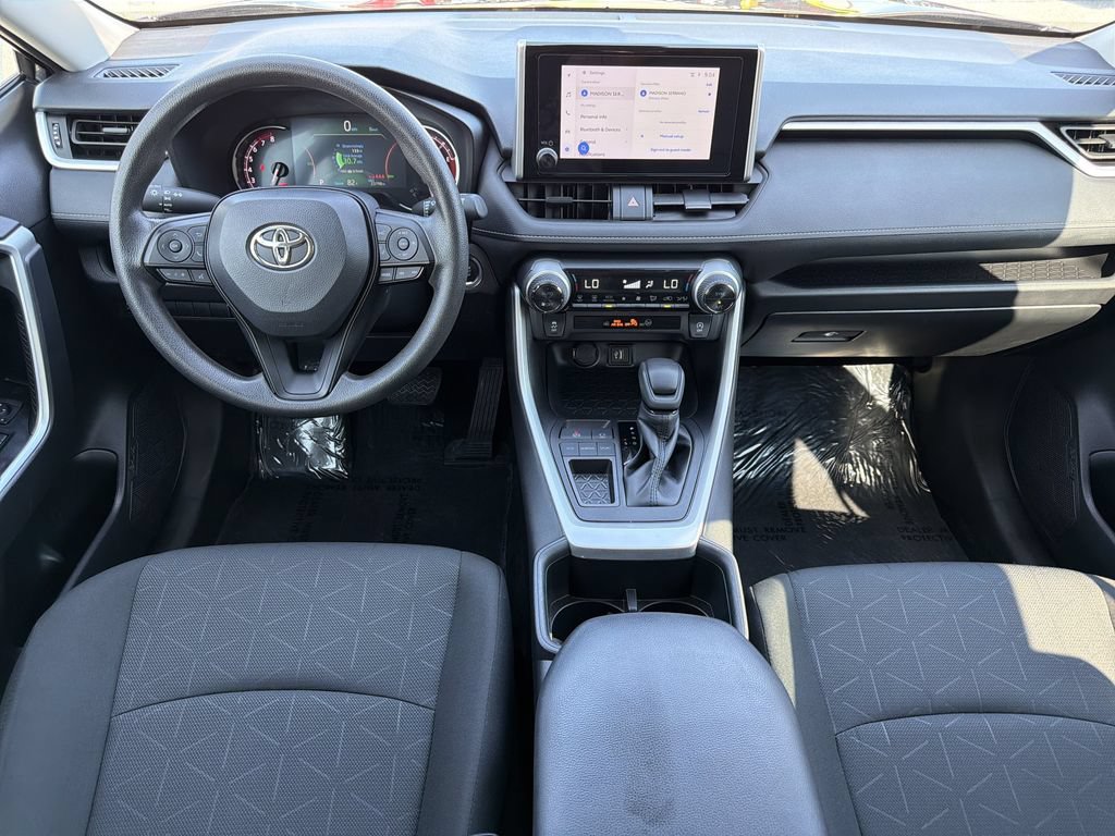 Used 2024 Toyota RAV4 XLE w/ Convenience Package FWD image 2
