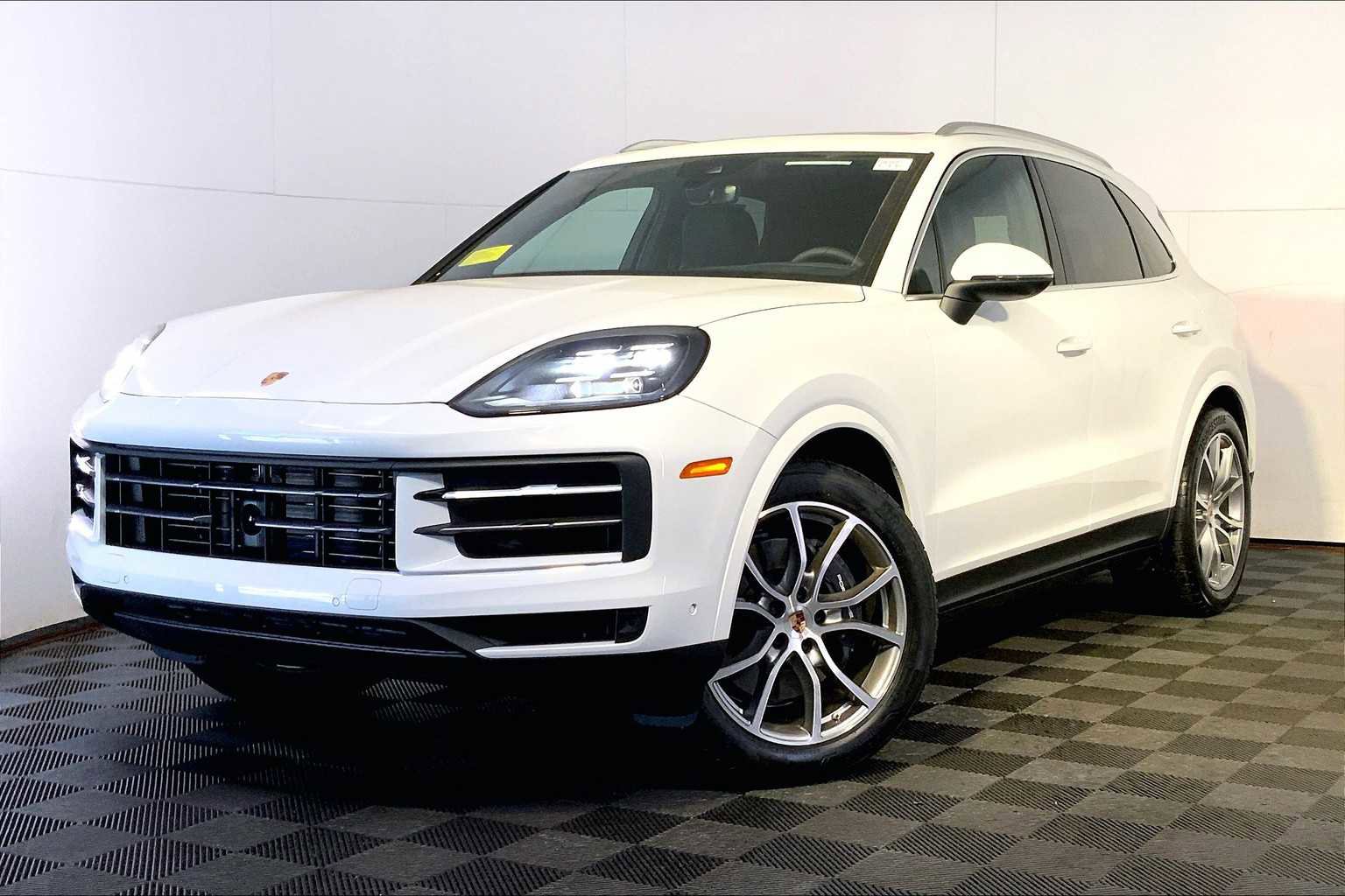New 2026 Porsche Cayenne video 1