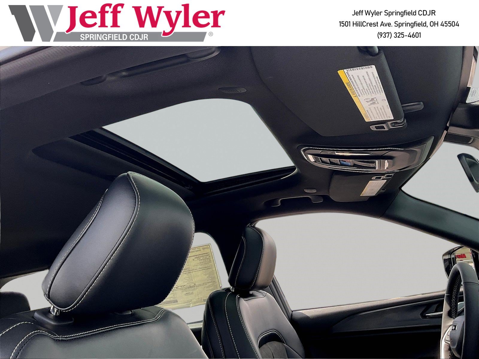 New 2025 Jeep Grand Cherokee 4WD image 14