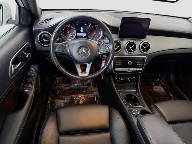 Used 2020 Mercedes-Benz GLA 250 4MATIC w/ Convenience Package image 18