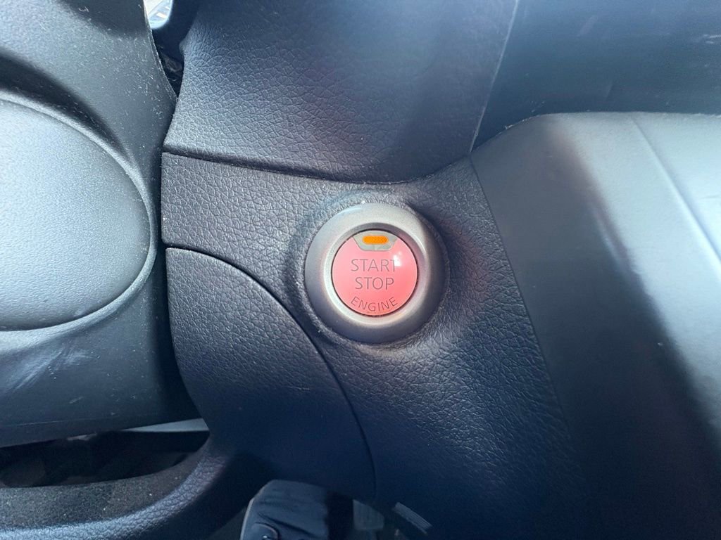 Used 2016 Nissan Sentra SV image 22