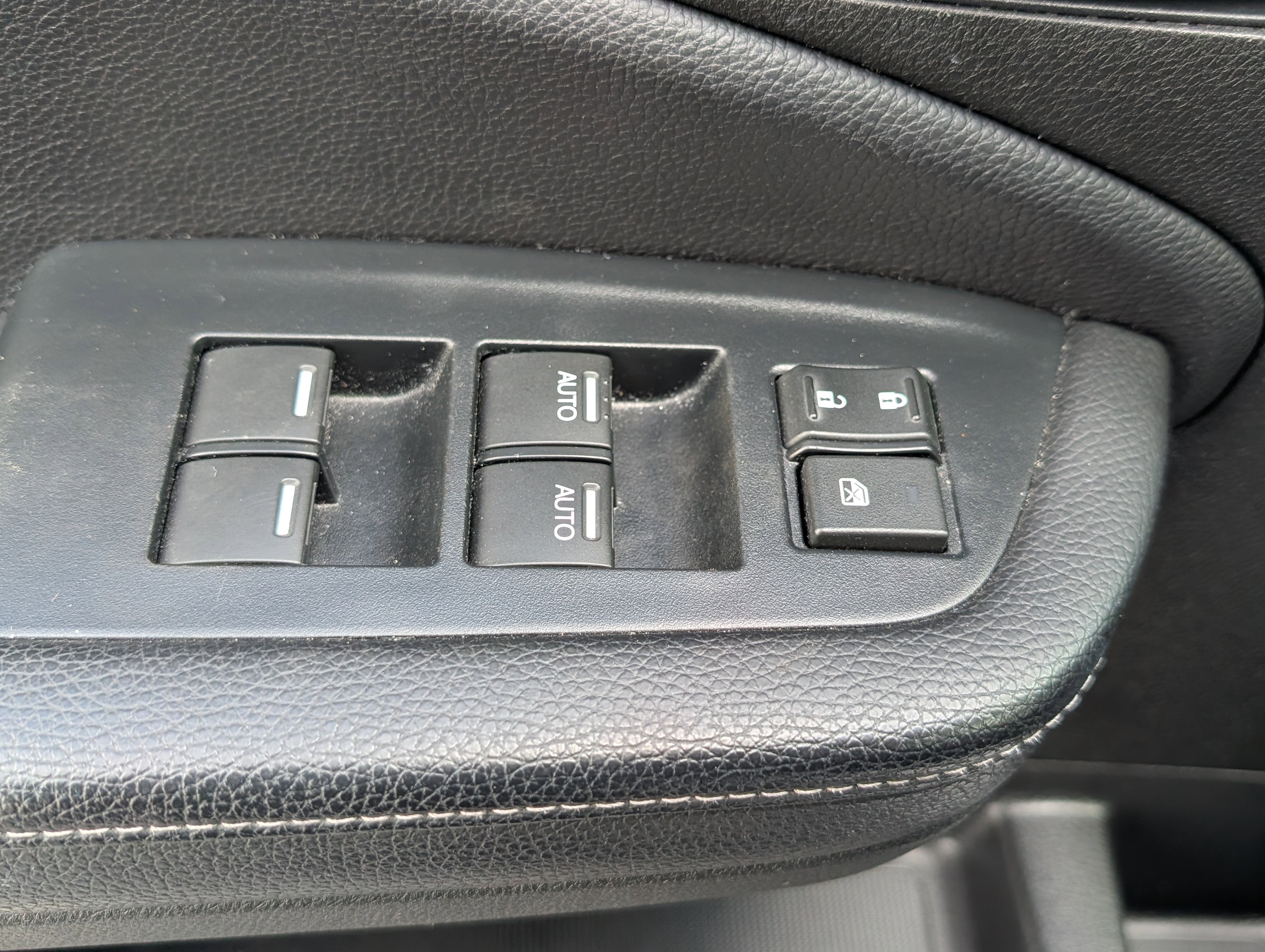 Used 2023 Honda Passport EX-L image 19