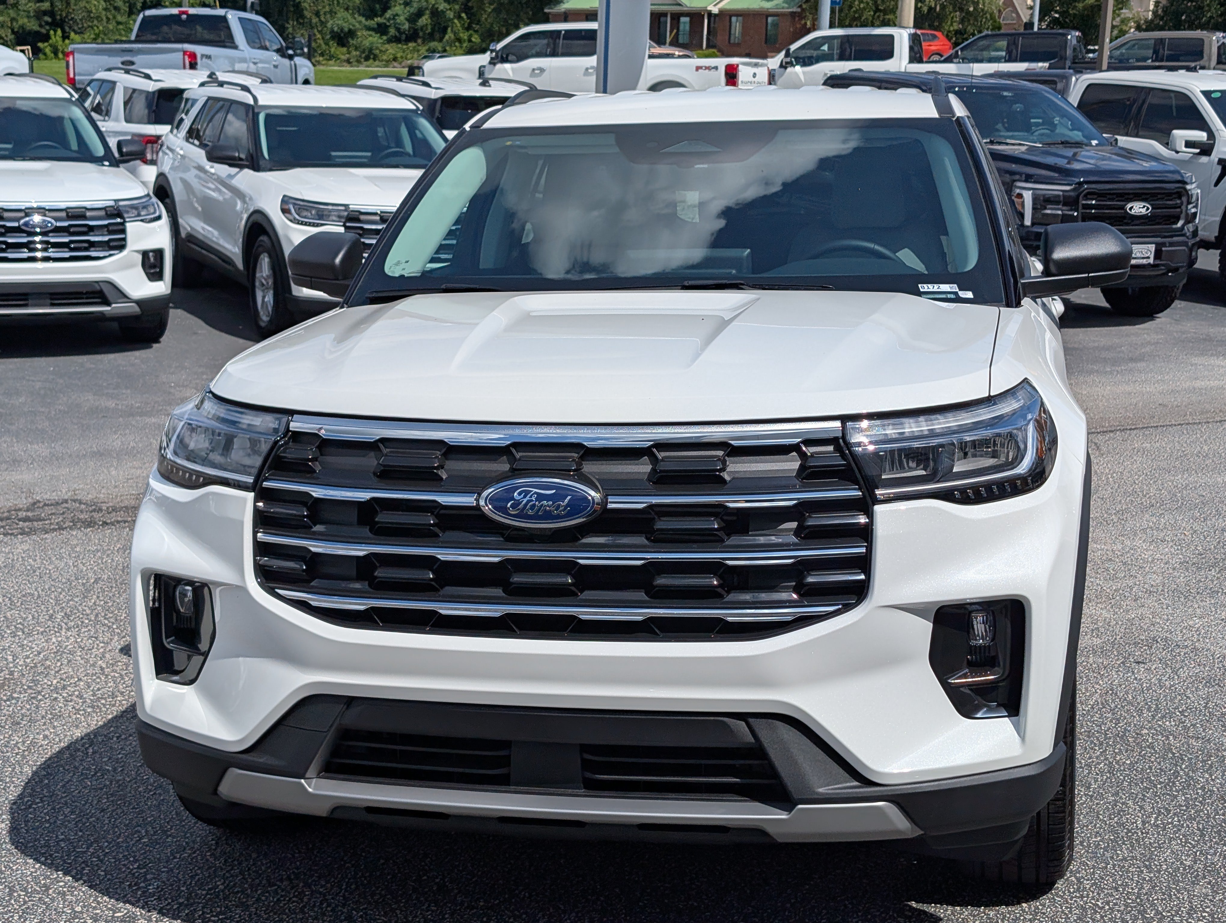 New 2026 Ford Explorer Active w/ Active Comfort Package AWD/4WD image 3