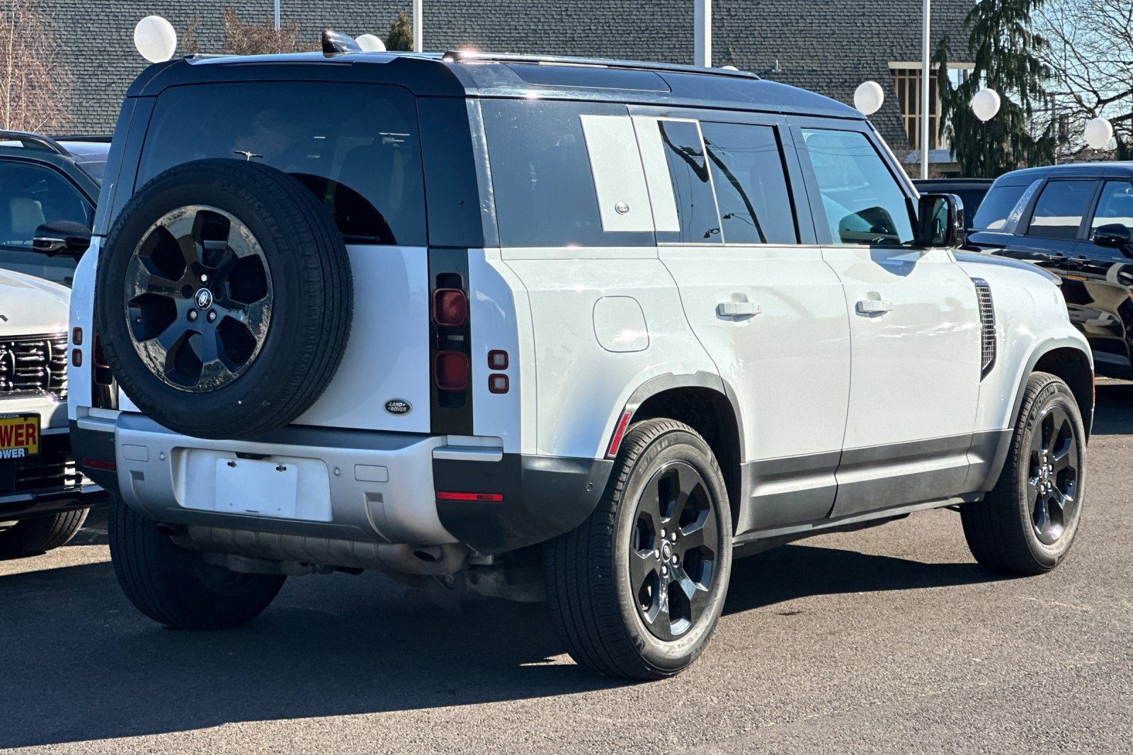 Used 2020 Land Rover Defender 110 HSE image 4