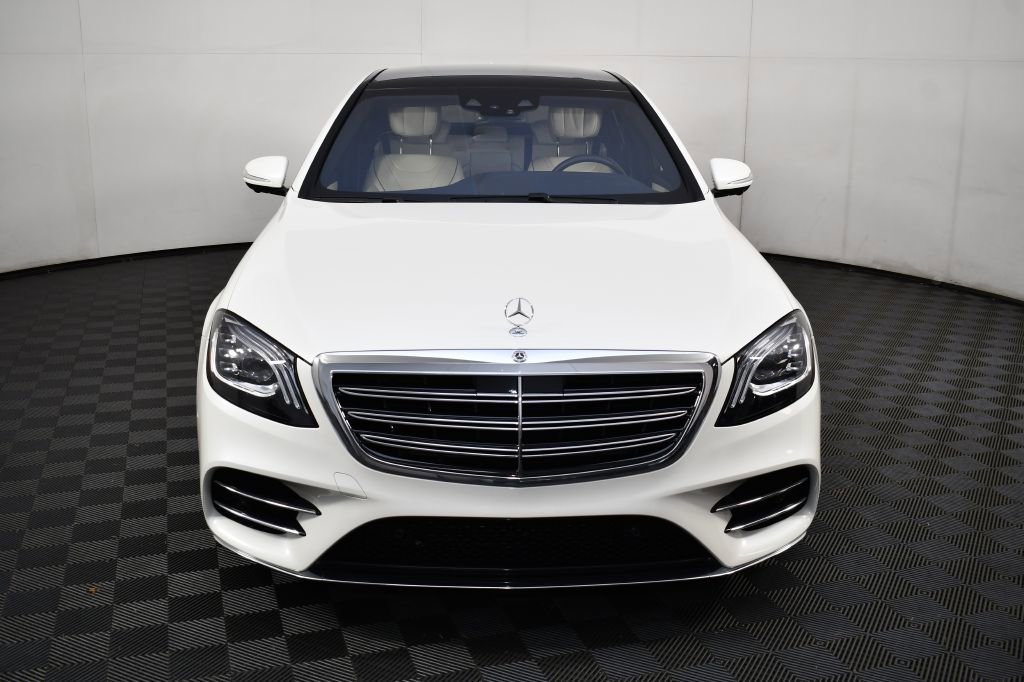 Used 2018 Mercedes-Benz S 560 Sedan image 2