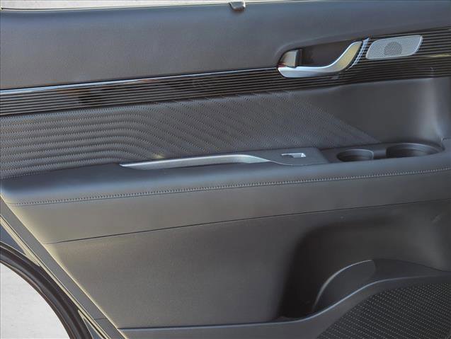 Used 2023 Hyundai Palisade Calligraphy image 26