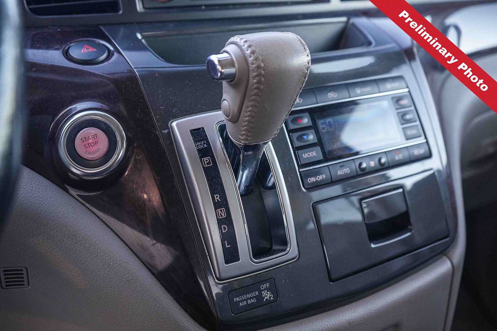 Used 2012 Nissan Quest SL FWD image 16