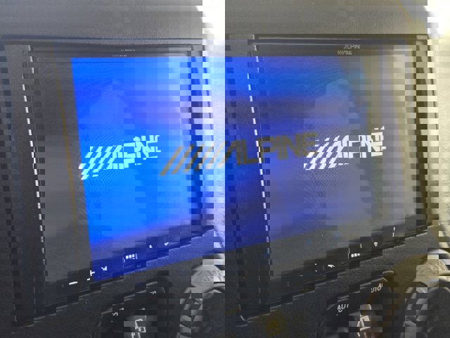 Used 2018 Jeep Wrangler Unlimited Sport S image 21