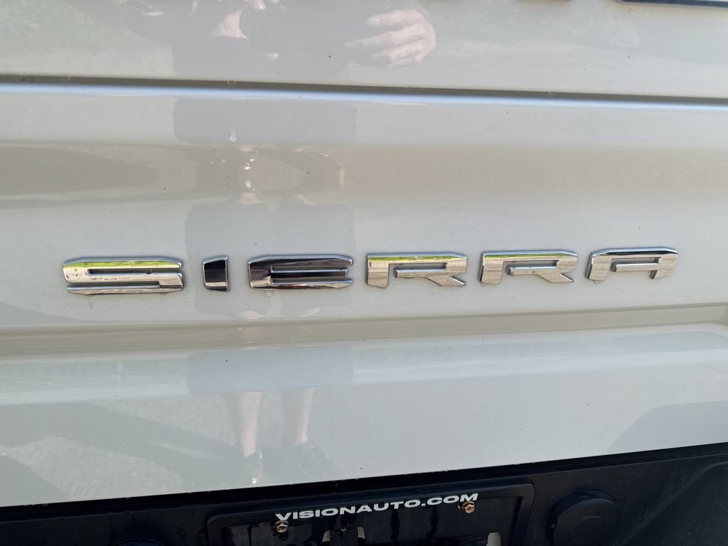 Used 2023 GMC Sierra 1500 Elevation w/ X31 Off-Road Package AWD/4WD image 18