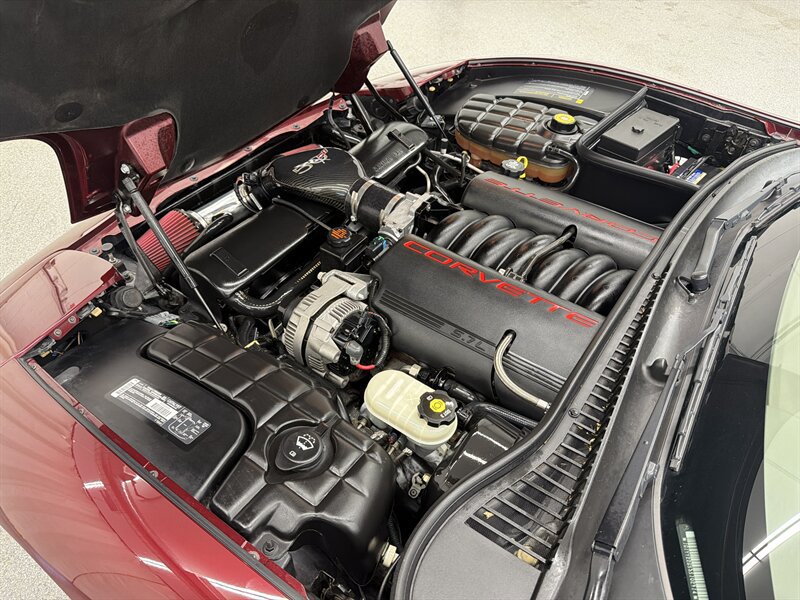 Used 2003 Chevrolet Corvette Coupe w/ Preferred Equipment Group RWD image 9
