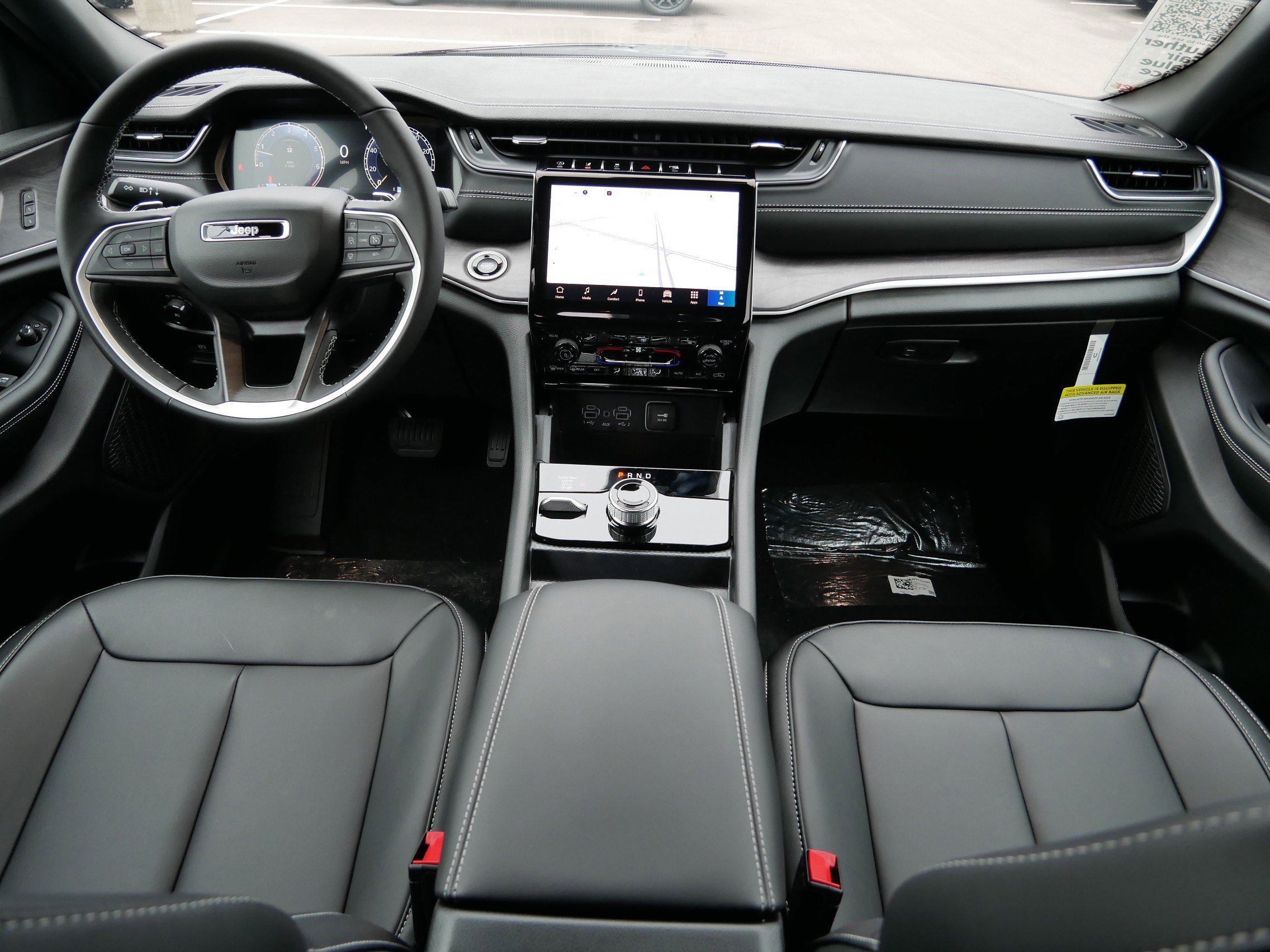 New 2025 Jeep Grand Cherokee Limited image 12