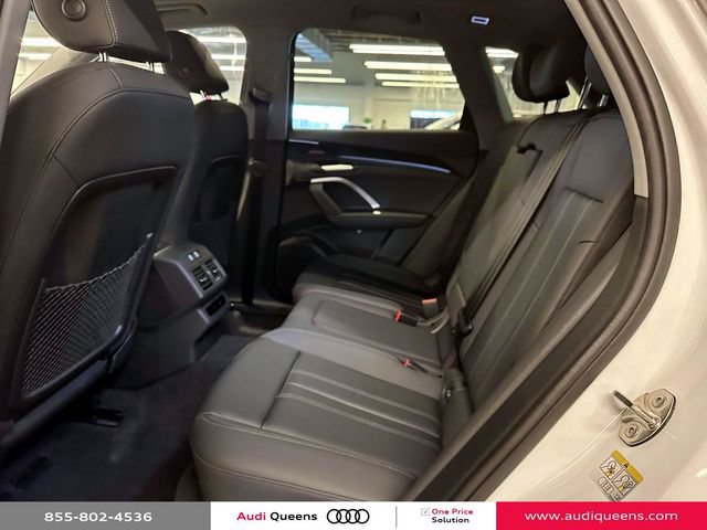 Used 2025 Audi Q5 Premium Plus w/ Premium Plus AWD/4WD image 13