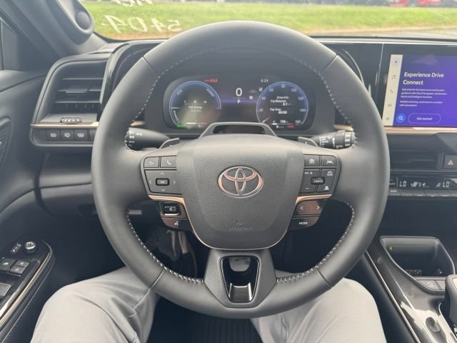 New 2026 Toyota Crown Signia AWD/4WD image 26