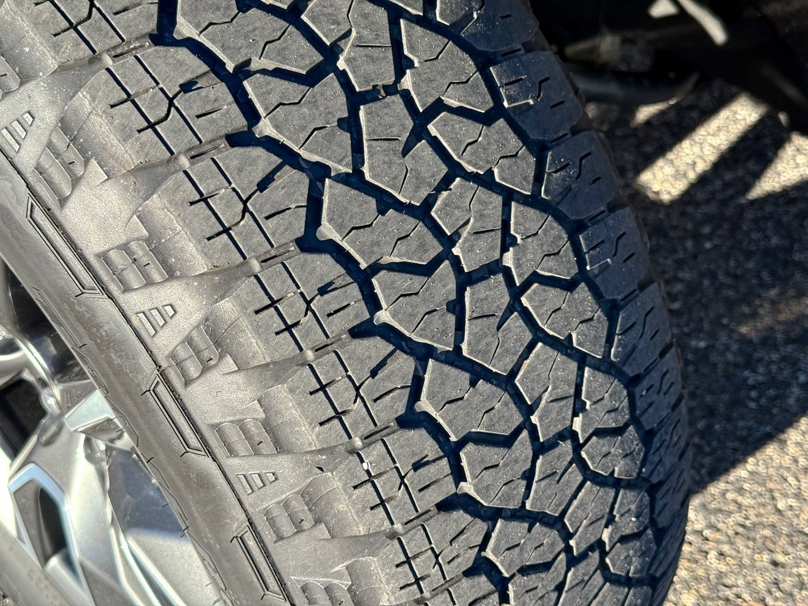 Used 2023 Chevrolet Silverado 1500 RST image 12