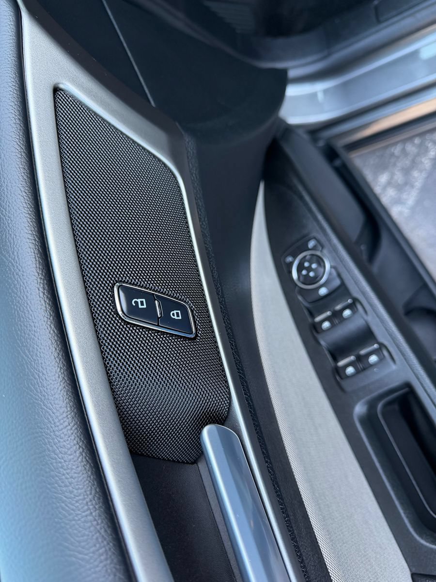 Used 2018 Ford Fusion S FWD image 25