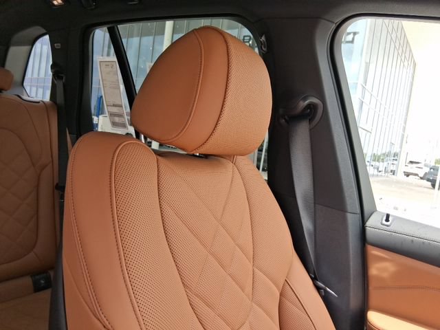 New 2026 BMW X5 sDrive40i w/ M Sport Package RWD image 17