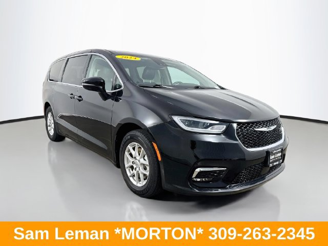 Used 2024 Chrysler Pacifica Touring-L