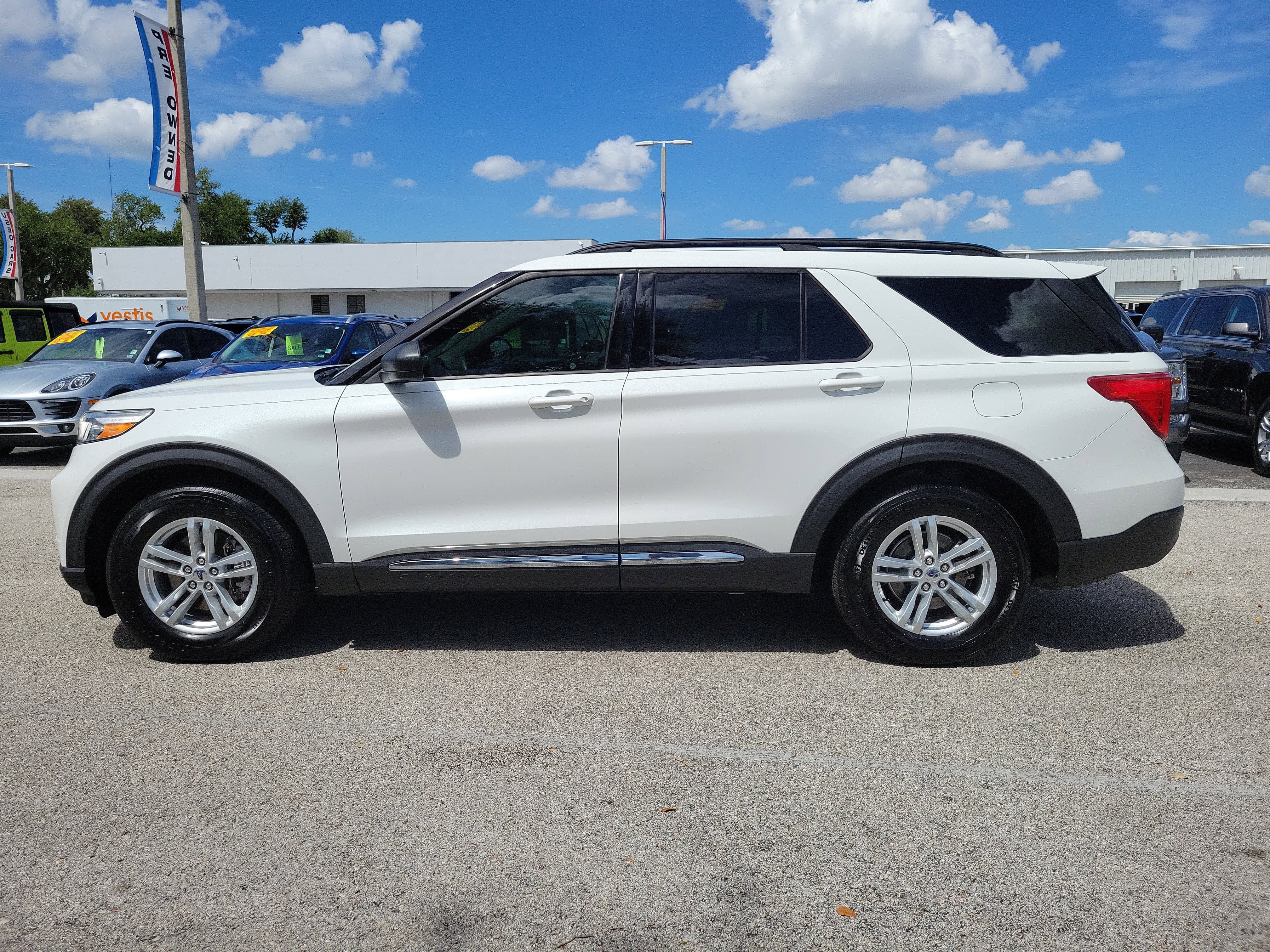Used 2020 Ford Explorer XLT w/ Class III Trailer Tow Package RWD image 6