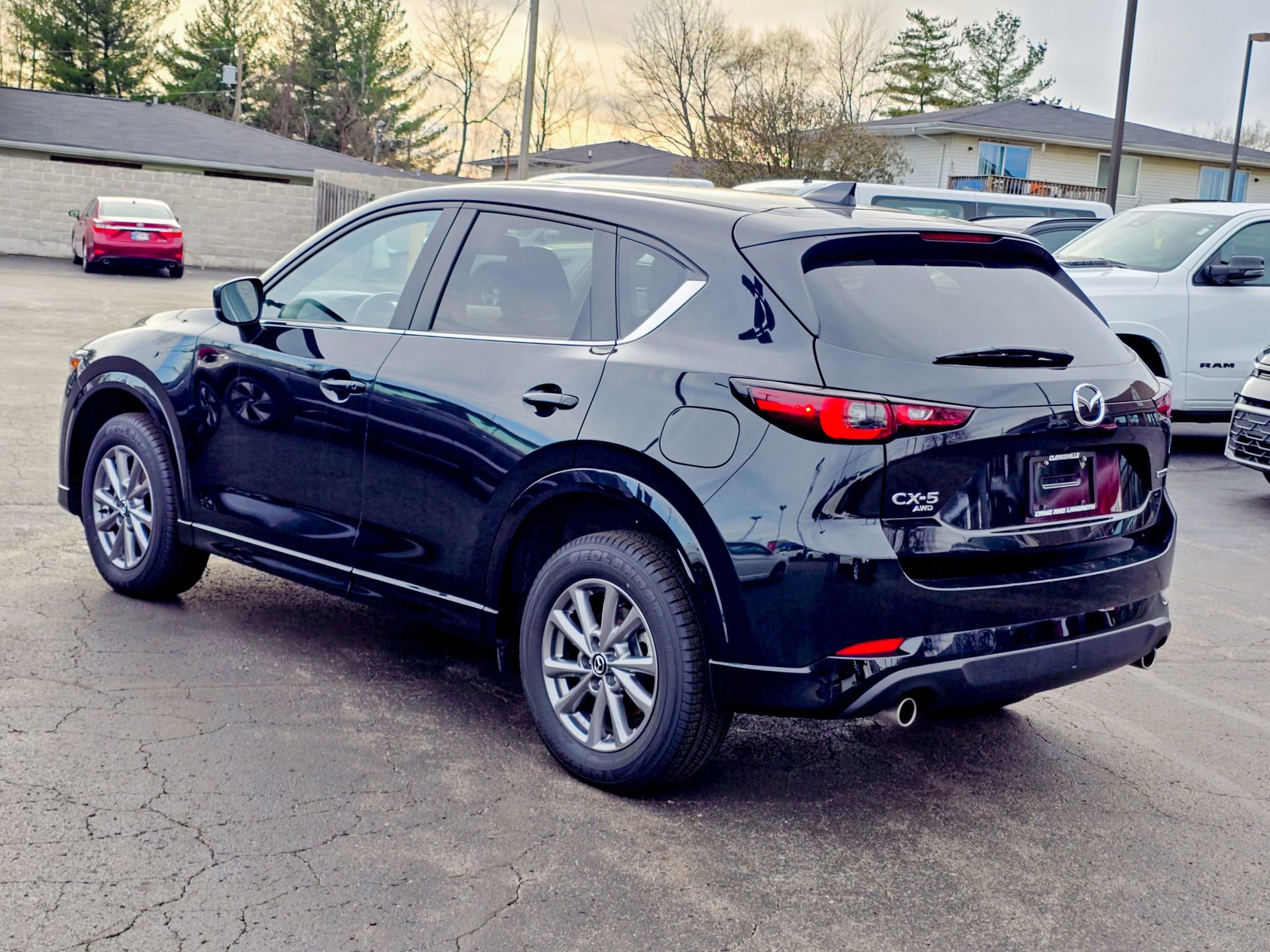 Used 2025 MAZDA CX-5 AWD 2.5 S w/ Preferred Package image 13