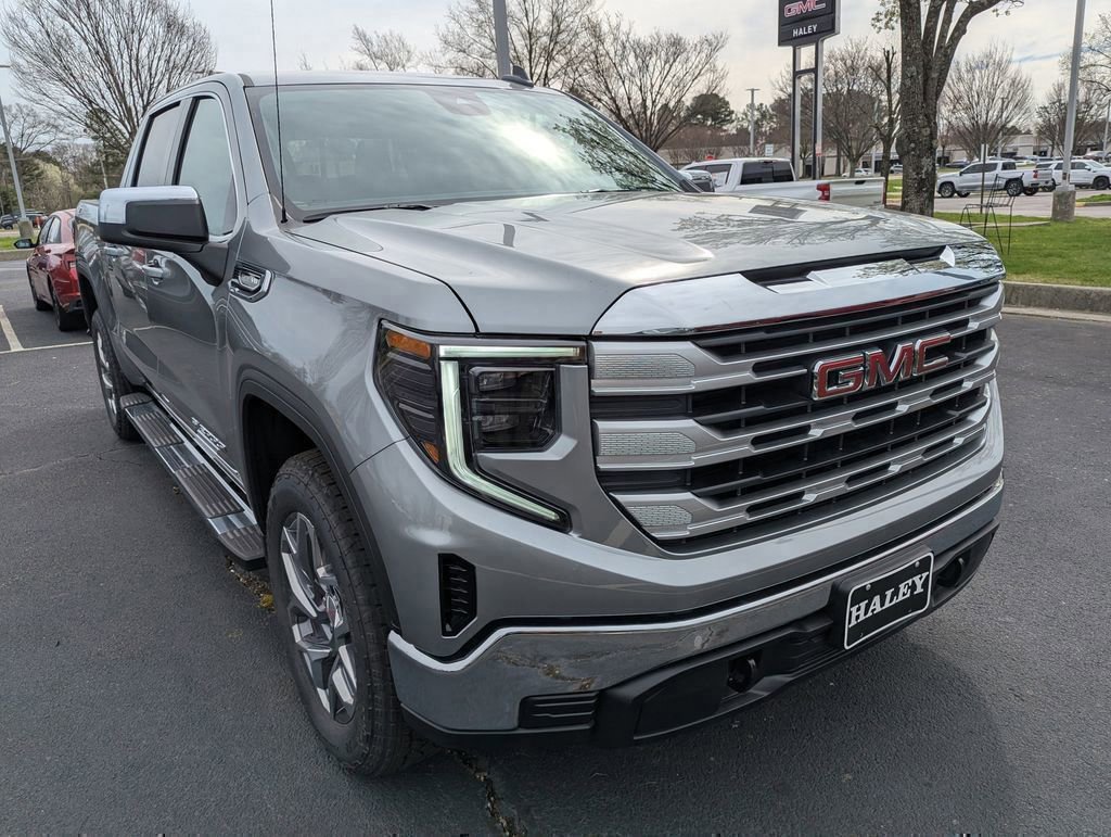 New 2026 GMC Sierra 1500 SLE w/ X31 Off-Road Package AWD/4WD image 2