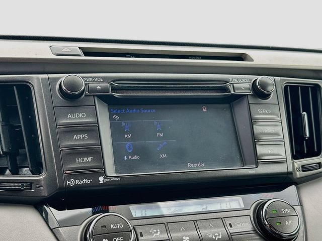 Used 2014 Toyota RAV4 XLE AWD/4WD image 14