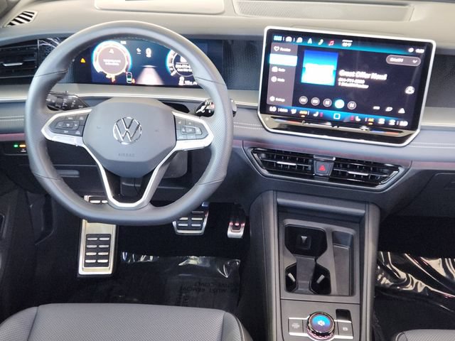 Used 2025 Volkswagen Tiguan SE R-Line AWD/4WD image 28