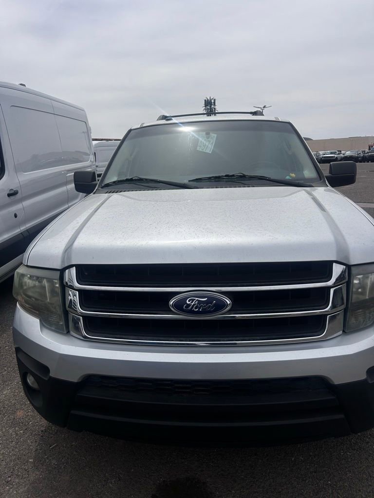 Used 2015 Ford Expedition XL w/ Equipment Group 101A image 2
