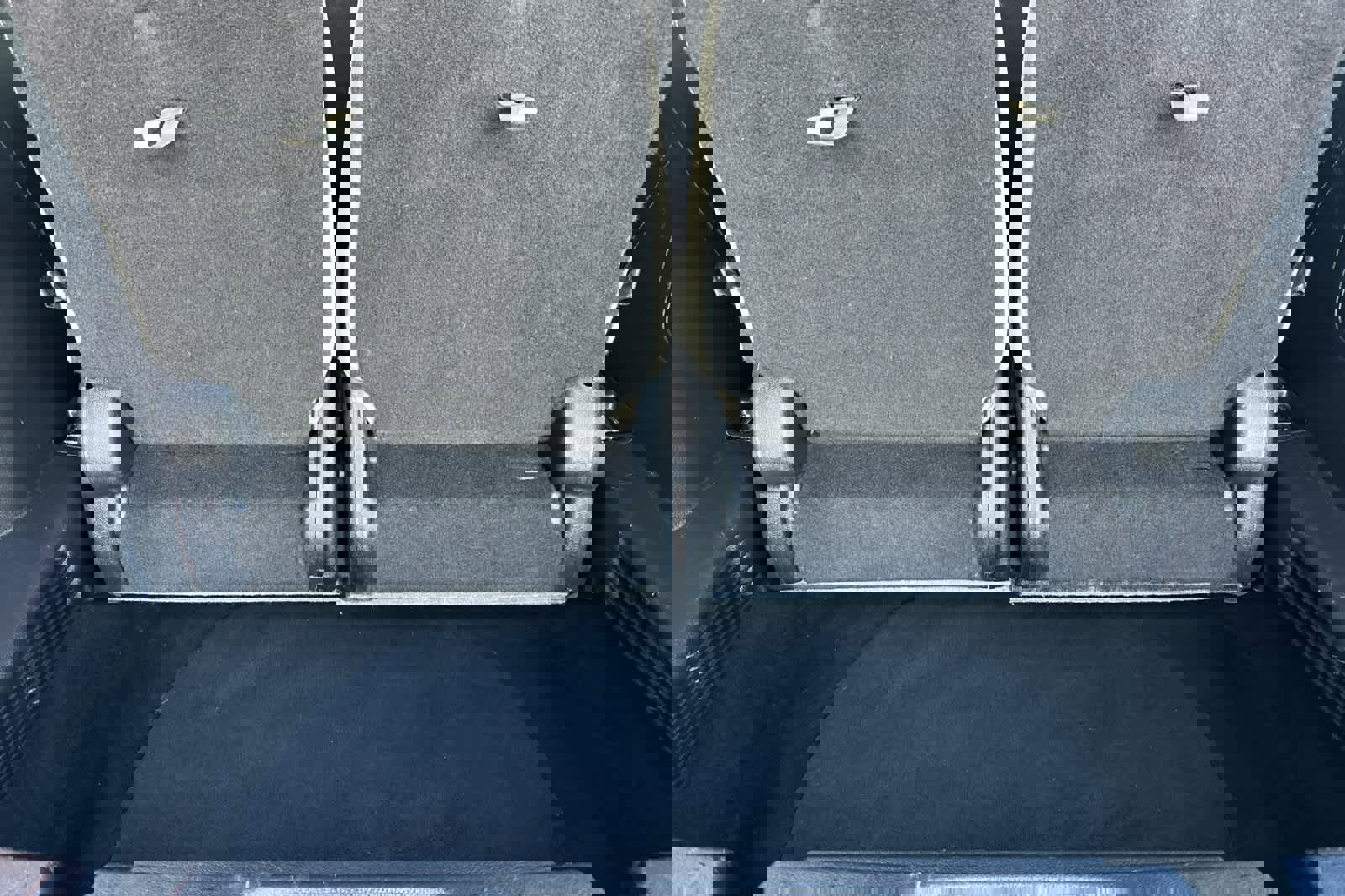 Used 2017 Ford Explorer Platinum image 17