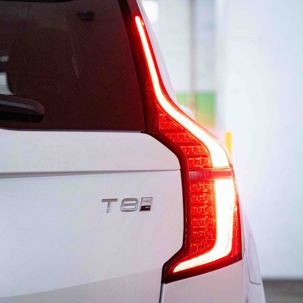 New 2025 Volvo XC90 T8 Core w/ Climate Package image 6