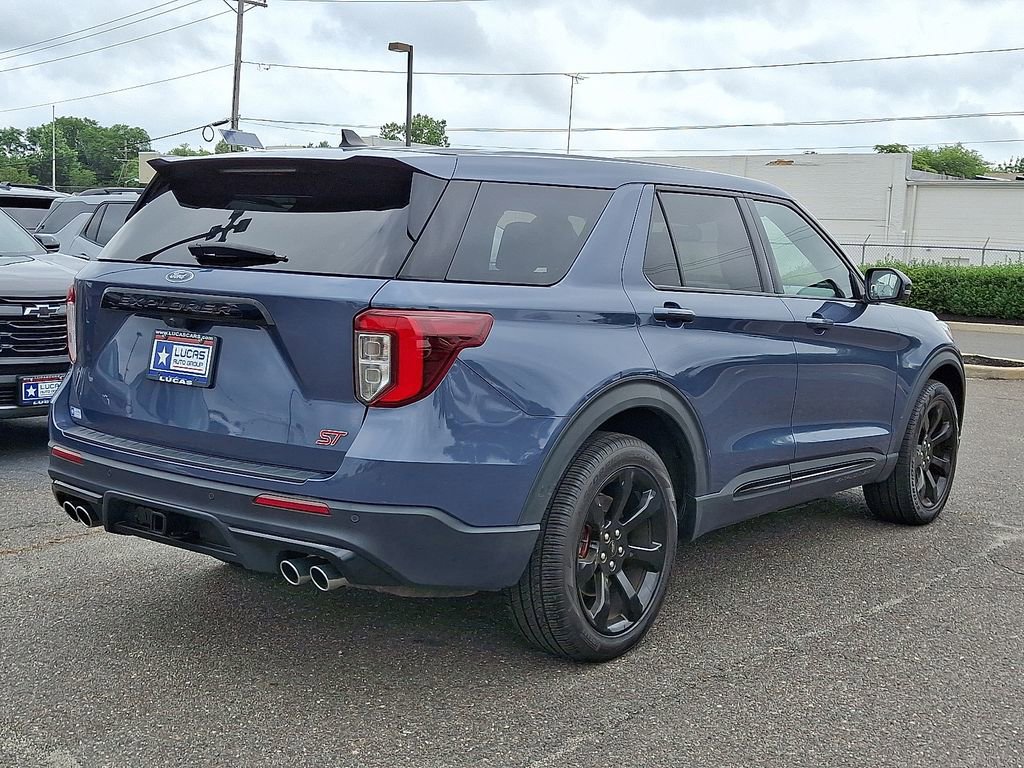 Used 2021 Ford Explorer ST w/ ST Street Pack image 12