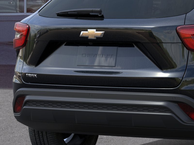 New 2026 Chevrolet Trax LS w/ LS Convenience Package FWD image 14