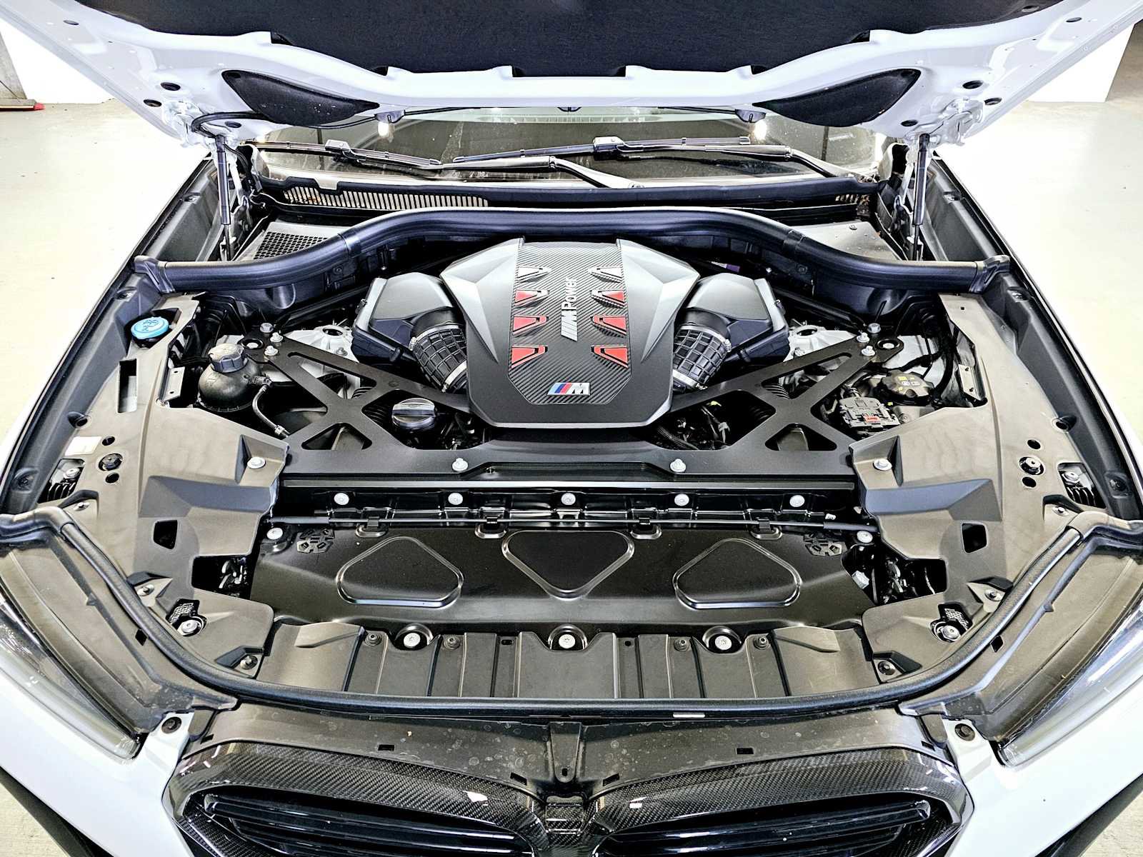 New 2025 BMW X5 M Competition w/ Executive Package image 9