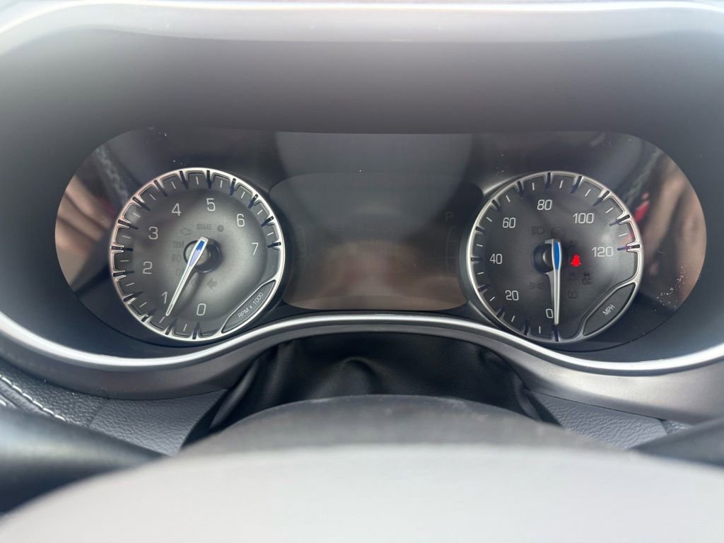 New 2025 Chrysler Pacifica Select image 63