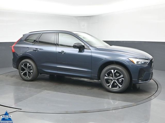 New 2026 Volvo XC60 B5 Core w/ Climate Package