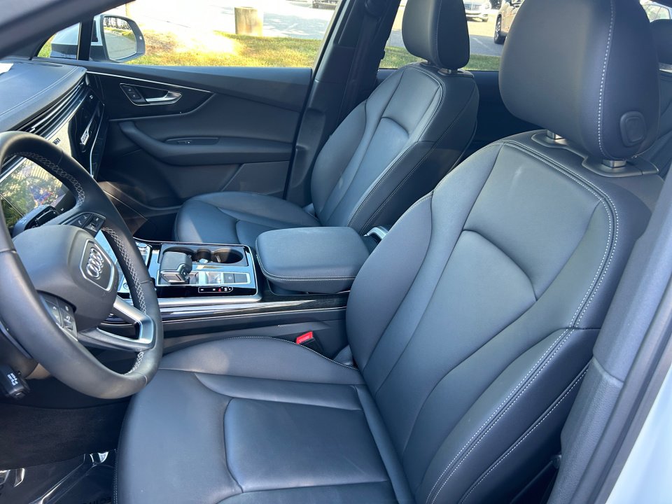 Certified 2025 Audi Q7 2.0T Premium image 30