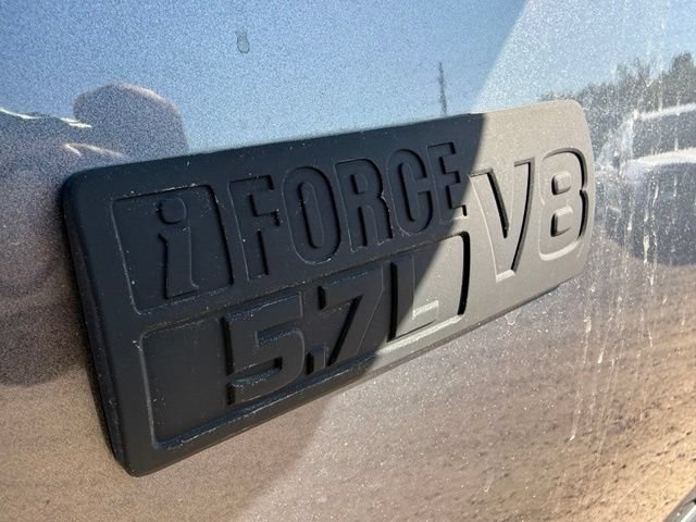 Used 2017 Toyota Tundra SR5 w/ TRD Off Road Package AWD/4WD image 15