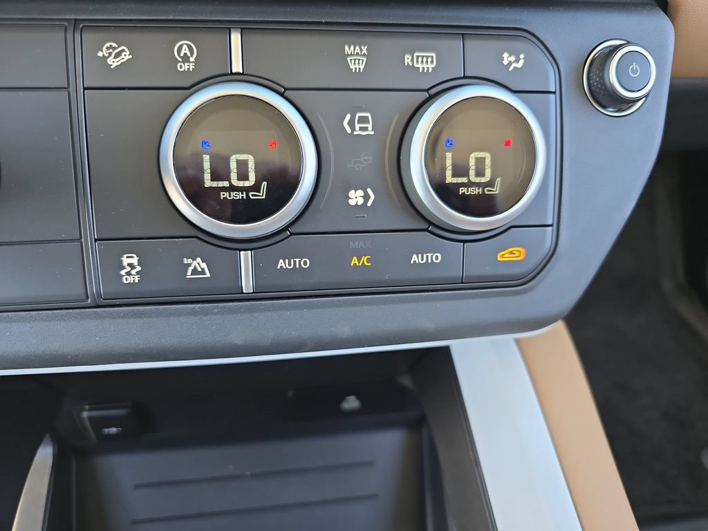 New 2026 Land Rover Defender 110 S AWD/4WD image 25